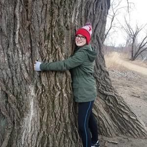 Meet your Posher, Becky